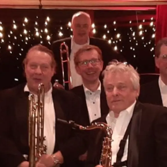 Nieuwjaarsconcert 2024 bovenkant.png (2)